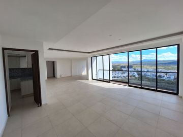 PENTHOUSE EN VENTA EN CAÑADAS DEL LAGO