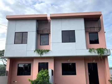 𝐏𝐑𝐄 𝐒𝐄𝐋𝐋𝐈𝐍𝐆 𝐖𝐈𝐓𝐇 𝐒𝐖𝐈𝐌𝐌𝐈𝐍𝐆 𝐏𝐎𝐎𝐋 𝐓𝐎𝐖𝐍𝐇𝐎𝐔𝐒𝐄 𝐅𝐎𝐑 𝐒𝐀𝐋𝐄 𝐈𝐍 𝐑𝐎𝐃𝐑𝐈𝐆𝐔𝐄𝐙 𝐑𝐈𝐙𝐀𝐋