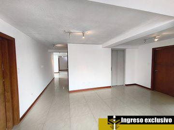 Departamento de venta, sector Albert Einstein, cerca universidad sek, supermaxi, hospital iess