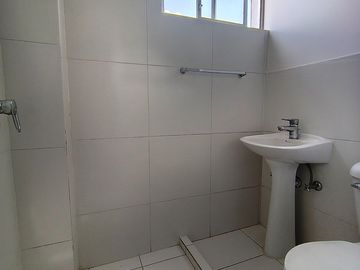 Departamento de venta, sector Albert Einstein, cerca universidad sek, supermaxi, hospital iess