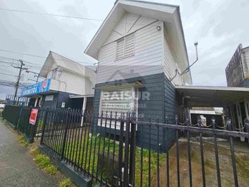 Vende Casa Totalmente Remodelada Para uso comercial o habitacional A 100 MT De Avenida Los Notros, Mirasol, Puerto Montt Región de los Lagos.