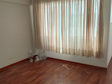 Vendo Departamento Valle Hermoso Surco. Excelente Ubicación