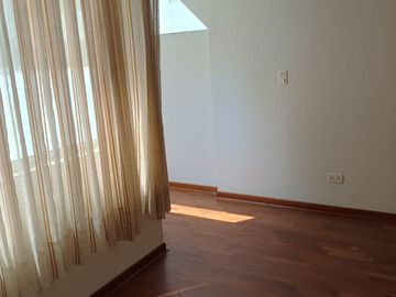 Vendo Departamento Valle Hermoso Surco. Excelente Ubicación