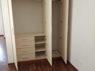 Vendo Departamento Valle Hermoso Surco. Excelente Ubicación