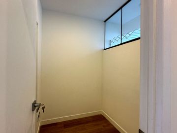 VENTA DE DEPARTAMENTO EN AV GENERAL CORDOVA - MIRAFLORES