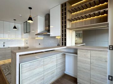 VENTA DE DEPARTAMENTO EN AV GENERAL CORDOVA - MIRAFLORES