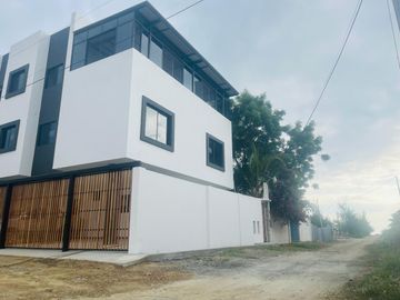 En venta departamento de estreno en via Data Playas Villamil, Guayas