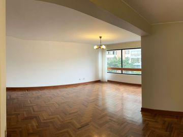 VENTA LINDO FLAT VISTA EXTERNA EN SAN ISIDRO.AV. JORGE BASADRE.