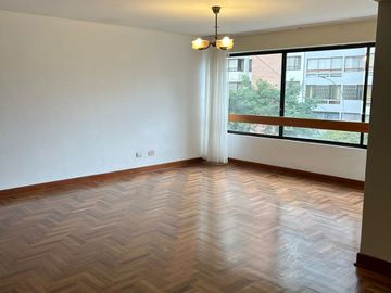 VENTA LINDO FLAT VISTA EXTERNA EN SAN ISIDRO.AV. JORGE BASADRE.