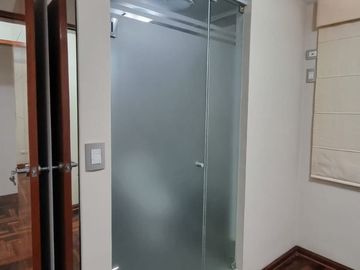 🏡 ¡VENTA DEPARTAMENTO REMODELADO – BARRANCO!