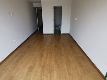 FLAT ESTRENO EN MIRAFLORES Y SIN ALCABALA
