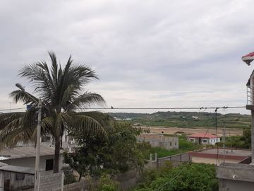@Punta Barandúa Infantería de Marina Santa Elena Ecuador En Venta Casa de 2 pisos