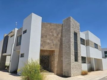 CASA EN VENTA EN VIÑEDOS TORREON COAHUILA