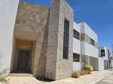 CASA EN VENTA EN VIÑEDOS TORREON COAHUILA