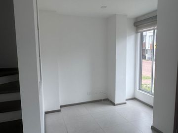 Vendo hermosa casa en conjunto cerrado de 96m2 en el sector de la Florida, Manizales
