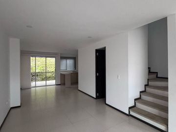 Vendo hermosa casa en conjunto cerrado de 96m2 en el sector de la Florida, Manizales