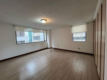 Vendo departamento de 3 habitaciones en sector de Republica de el Salvador