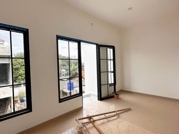 Rumah Kramatjati Cluster, Baru 2 LANTAI, Mewah Murah di Jaktim, Kota Jakarta Timur (APS) Jual Dijual