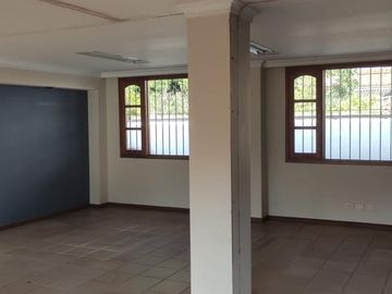SE VENDE CASA