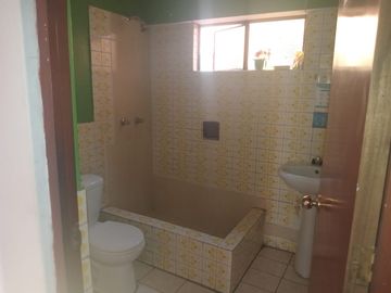¡VENTA!. CASA DE 150m2 COMAS