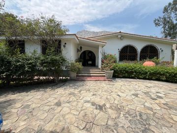 Venta de Hermosa Casa Huerta CH-2 en Cieneguilla – ¡Gran Oportunidad de Inversión!
