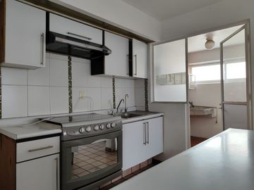 DEPARTAMENTO EN VENTA AV. CLOUTHIER Y AV. GUADALUPE, COLONIA JARDINES DE GUADALUPE