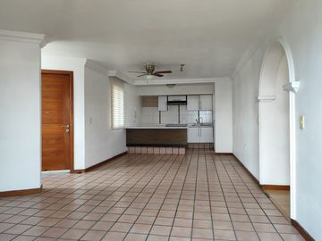 DEPARTAMENTO EN VENTA AV. CLOUTHIER Y AV. GUADALUPE, COLONIA JARDINES DE GUADALUPE