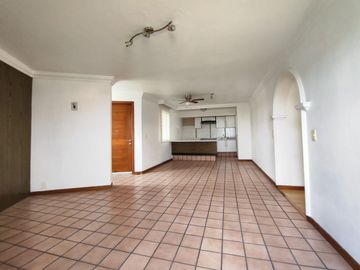DEPARTAMENTO EN VENTA AV. CLOUTHIER Y AV. GUADALUPE, COLONIA JARDINES DE GUADALUPE