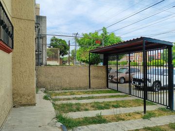 DEPARTAMENTO EN VENTA AV. CLOUTHIER Y AV. GUADALUPE, COLONIA JARDINES DE GUADALUPE