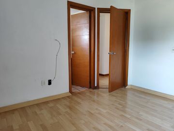 DEPARTAMENTO EN VENTA AV. CLOUTHIER Y AV. GUADALUPE, COLONIA JARDINES DE GUADALUPE