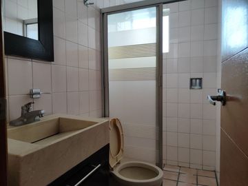 DEPARTAMENTO EN VENTA AV. CLOUTHIER Y AV. GUADALUPE, COLONIA JARDINES DE GUADALUPE