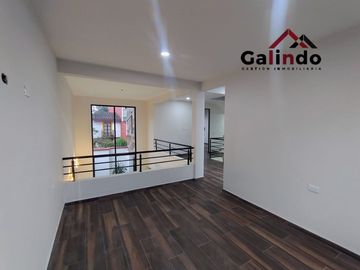 CASA NUEVA DE 3 RECAMARAS, CISTERNA, ASADOR, CERCA DE LA ENTRADA A COATEPEC