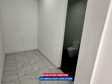 Casa De Estreno Con Piscina - Urb El Oasis Ii Etapa (Ica)