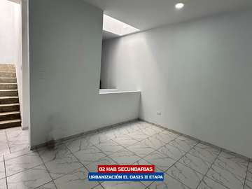 Casa De Estreno Con Piscina - Urb El Oasis Ii Etapa (Ica)