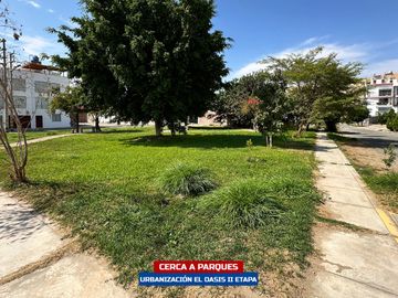 Casa De Estreno Con Piscina - Urb El Oasis Ii Etapa (Ica)