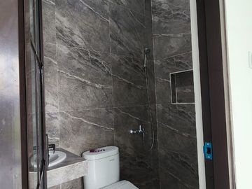 Rumah Bagus Jl. Kiwi Graha Raya Strategis Siaphuni