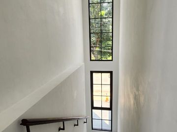 Rumah Bagus Jl. Kiwi Graha Raya Strategis Siaphuni
