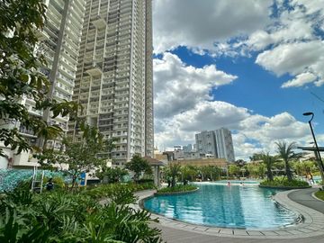 Spacious 1BR Condo in Prisma Residences with Stunning City Views