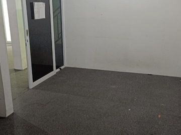 DIJUAL/DISEWAKAN RUMAH KANTOR LOKASI STRATEGIS DI LODAYA BANDUNG