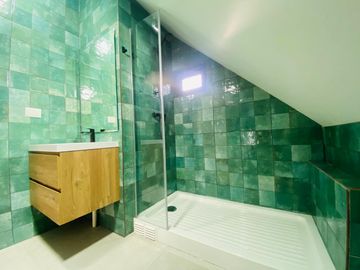 Casa En Venta En Vitacura. 5 Dormitorios, 5 baños