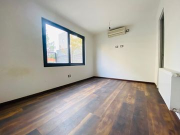 Casa En Venta En Vitacura. 5 Dormitorios, 5 baños