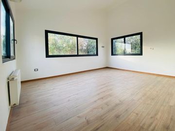 Casa En Venta En Vitacura. 5 Dormitorios, 5 baños
