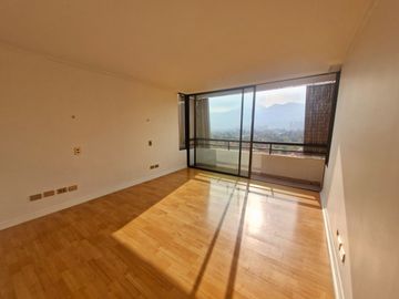 Hermoso Luminoso Departamento Av. Kennedy 10210 Vitacura