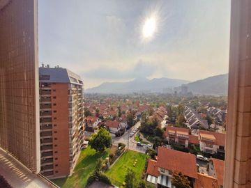 Hermoso Luminoso Departamento Av. Kennedy 10210 Vitacura