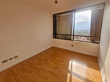 Hermoso Luminoso Departamento Av. Kennedy 10210 Vitacura
