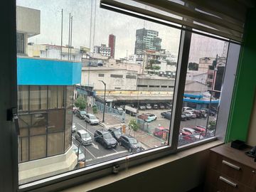 OPORTUNIDAD VENDO OFICINA FRENTE A FISCALIA