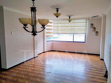 Venta de Departamento Sector La Florida, Quito