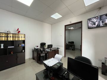Vendo Casona Como Terreno