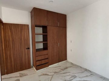 CASA EN VENTA EN CARRANZA BOCA DEL RIO A UNOS MINUTOS DE PLAZAS COMERCIALES