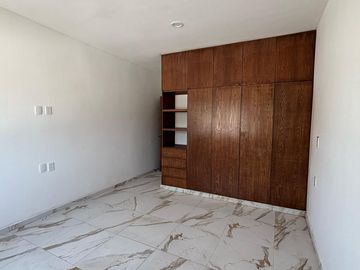 CASA EN VENTA EN CARRANZA BOCA DEL RIO A UNOS MINUTOS DE PLAZAS COMERCIALES